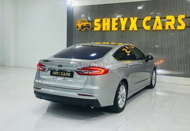 Ford Fusion (North America)-15