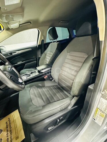 Ford Fusion (North America)-16
