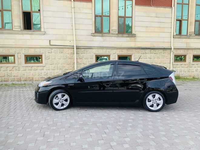Toyota Prius-6