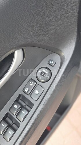 Kia Sportage-16
