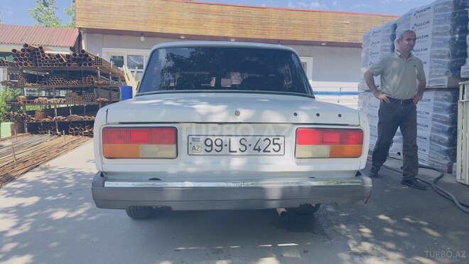 LADA (VAZ) 2107-3