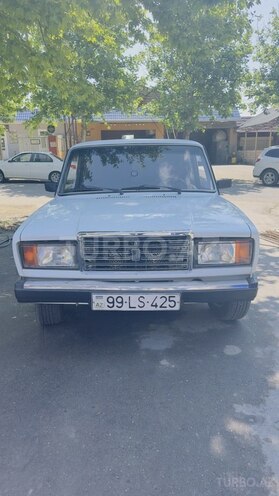 LADA (VAZ) 2107-1