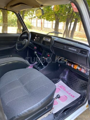 LADA (VAZ) 2107-10