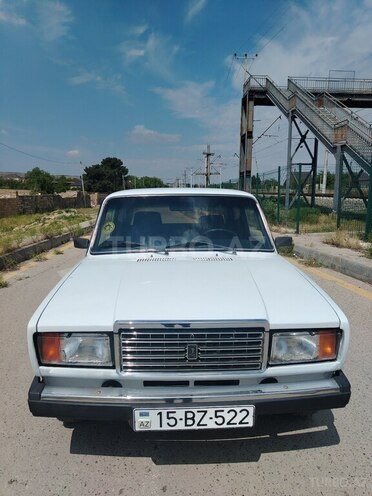 LADA (VAZ) 2107-1