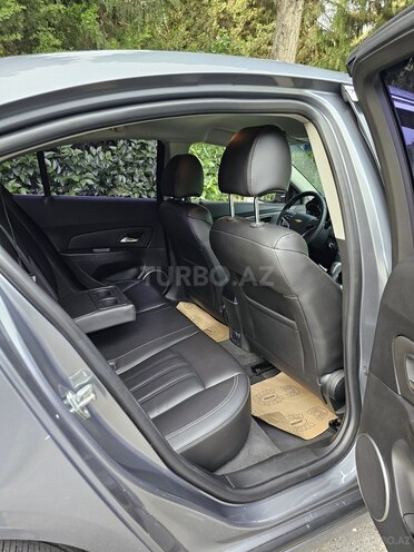 Chevrolet Cruze-4