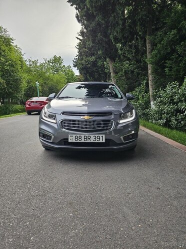 Chevrolet Cruze-1