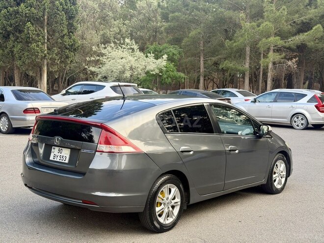 Honda Insight-6