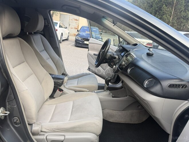 Honda Insight-9