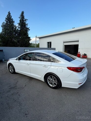 Hyundai Sonata-3