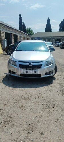 Chevrolet Cruze-1