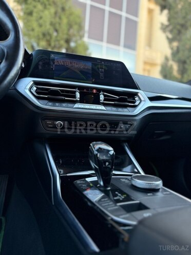 BMW 330-15