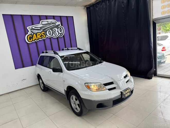Mitsubishi Outlander-2