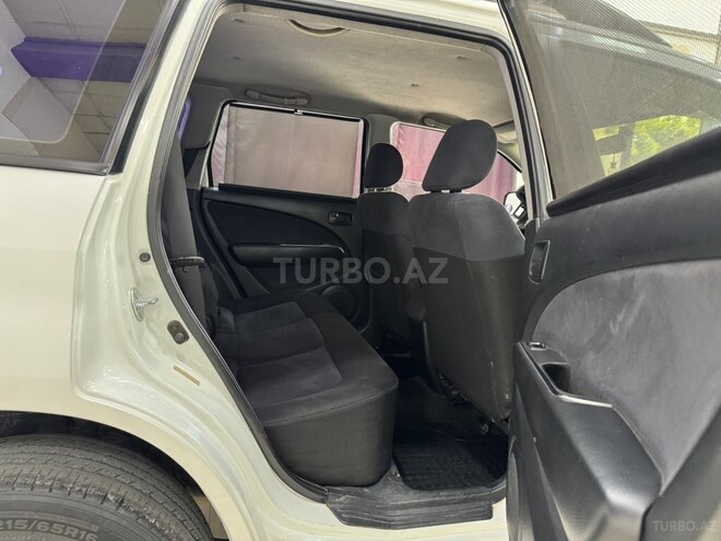Mitsubishi Outlander-8
