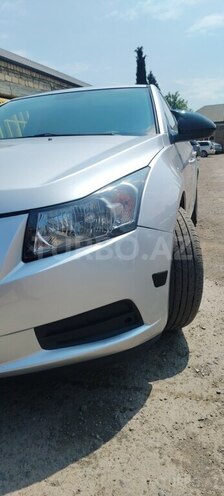 Chevrolet Cruze-11