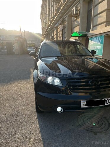 Infiniti FX35-4