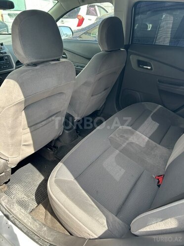 Chevrolet Cobalt-4