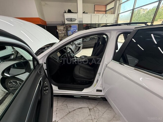 Hyundai Sonata-21