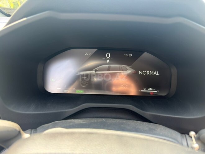 Toyota RAV4-8