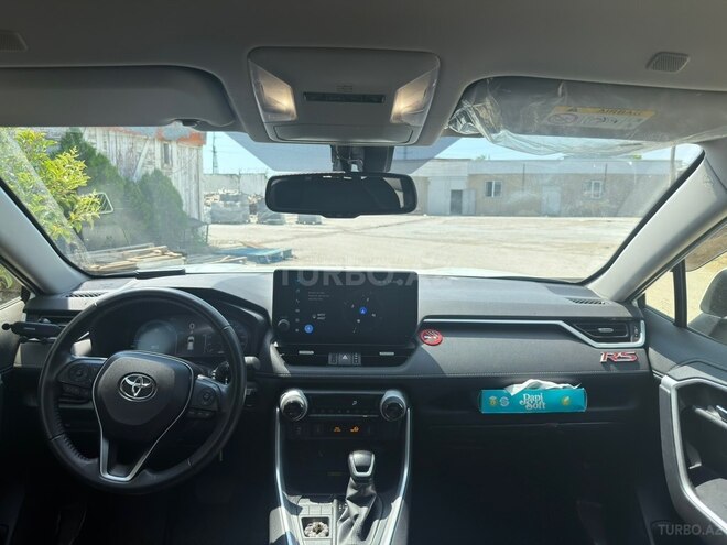 Toyota RAV4-6