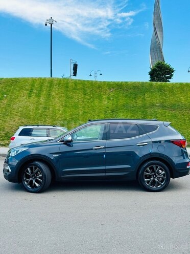 Hyundai Santa Fe-6