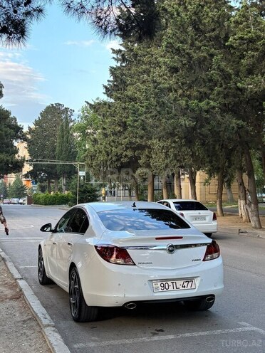 Opel Insignia-2