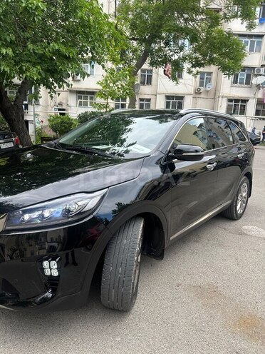 Kia Sorento-8