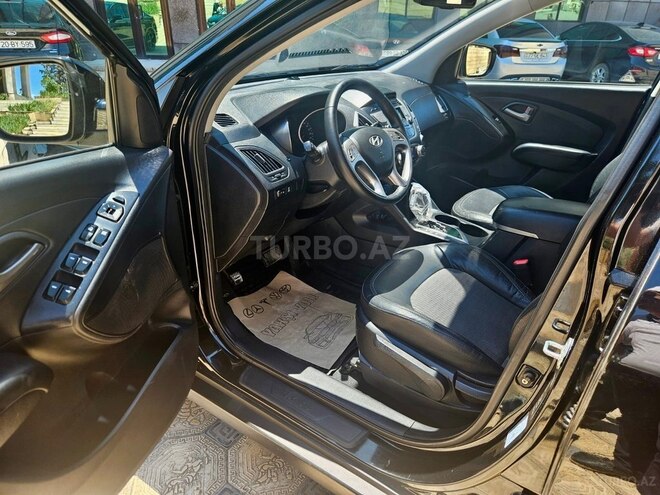 Hyundai ix35-10