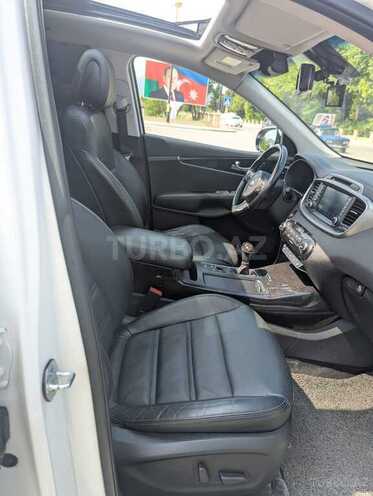Kia Sorento-14