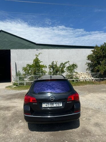 Opel Astra-3