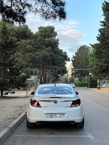 Opel Insignia-3
