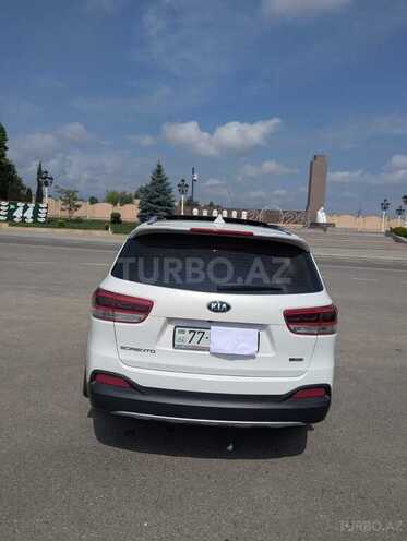 Kia Sorento-2
