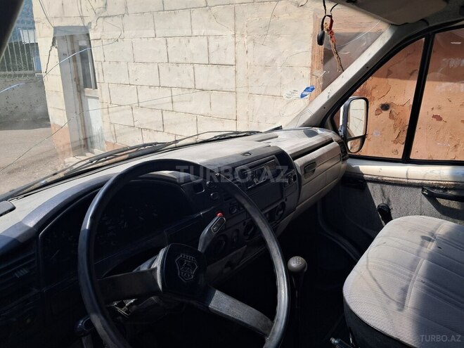 GAZ GAZel (3302-18)-12