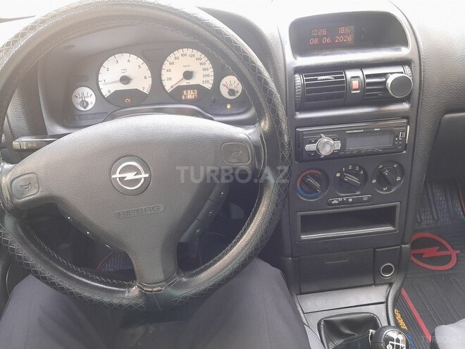Opel Astra-8