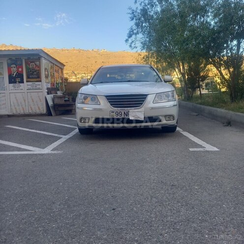 Hyundai Sonata-1