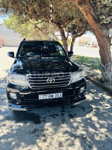 Toyota Land Cruiser-3