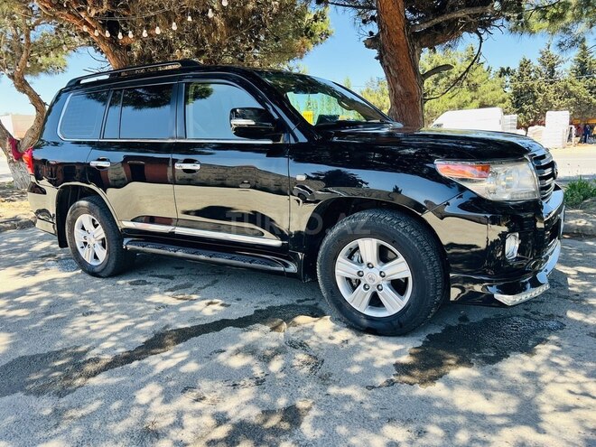 Toyota Land Cruiser-4