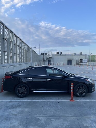 Hyundai Sonata-8