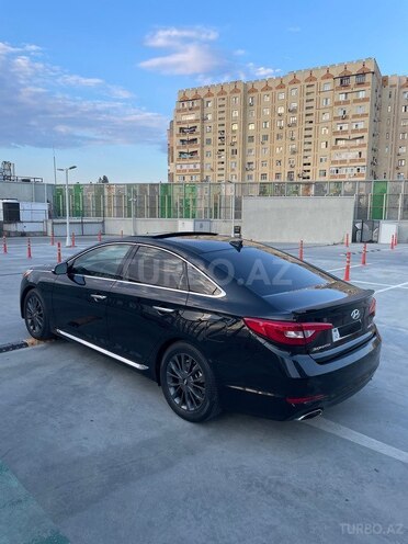 Hyundai Sonata-11
