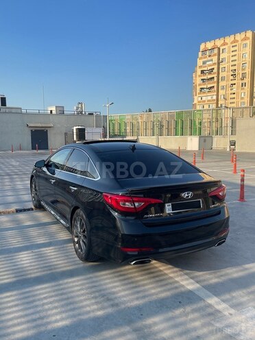 Hyundai Sonata-10