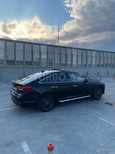 Hyundai Sonata-13