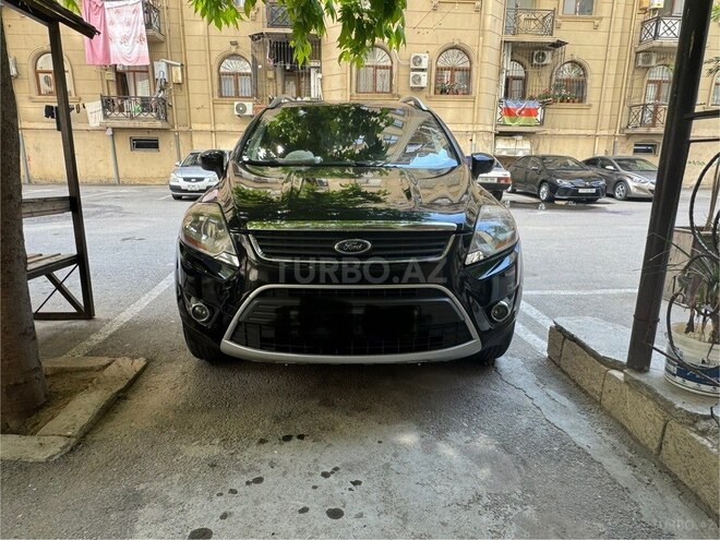 Ford Kuga-1