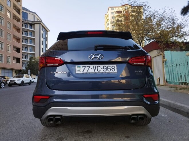 Hyundai Santa Fe-5