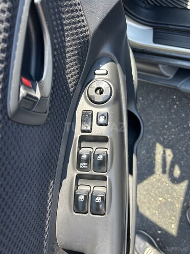 Hyundai Tucson-12