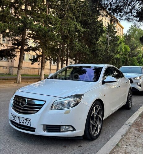 Opel Insignia-1