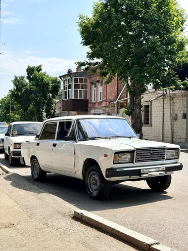 LADA (VAZ) 2107-3