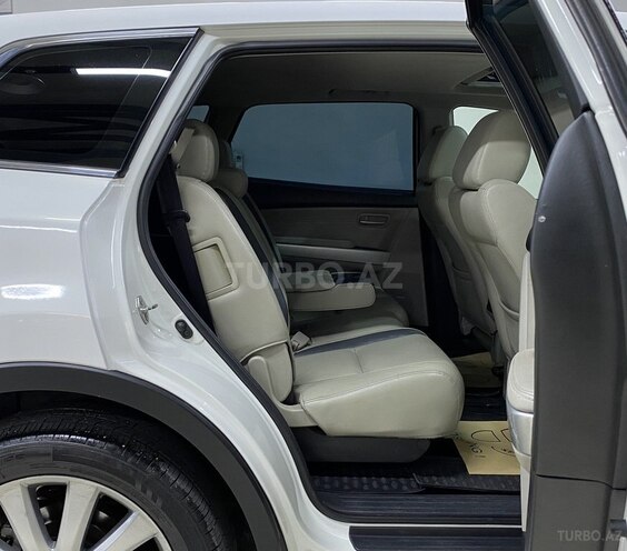 Mazda CX-9-18