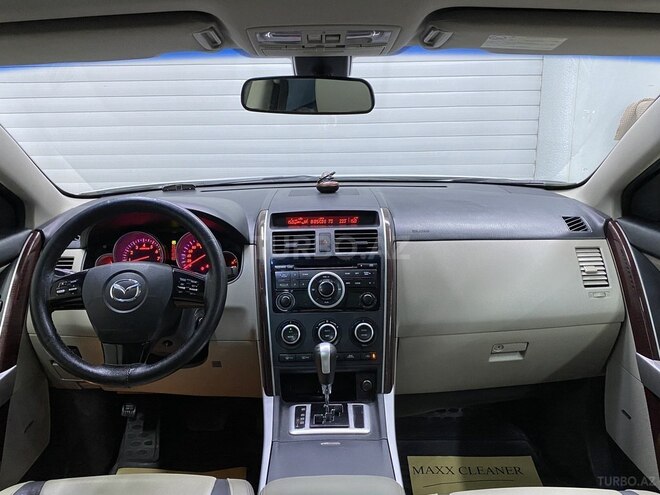 Mazda CX-9-15