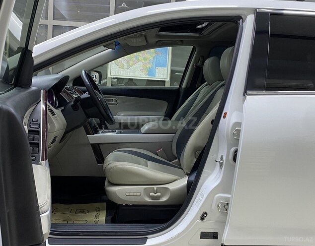 Mazda CX-9-16