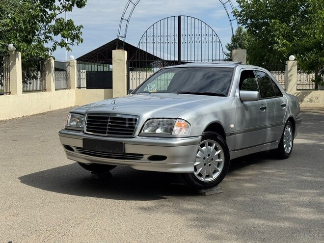 Mercedes C 240-2