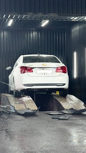 Chevrolet Cruze-6